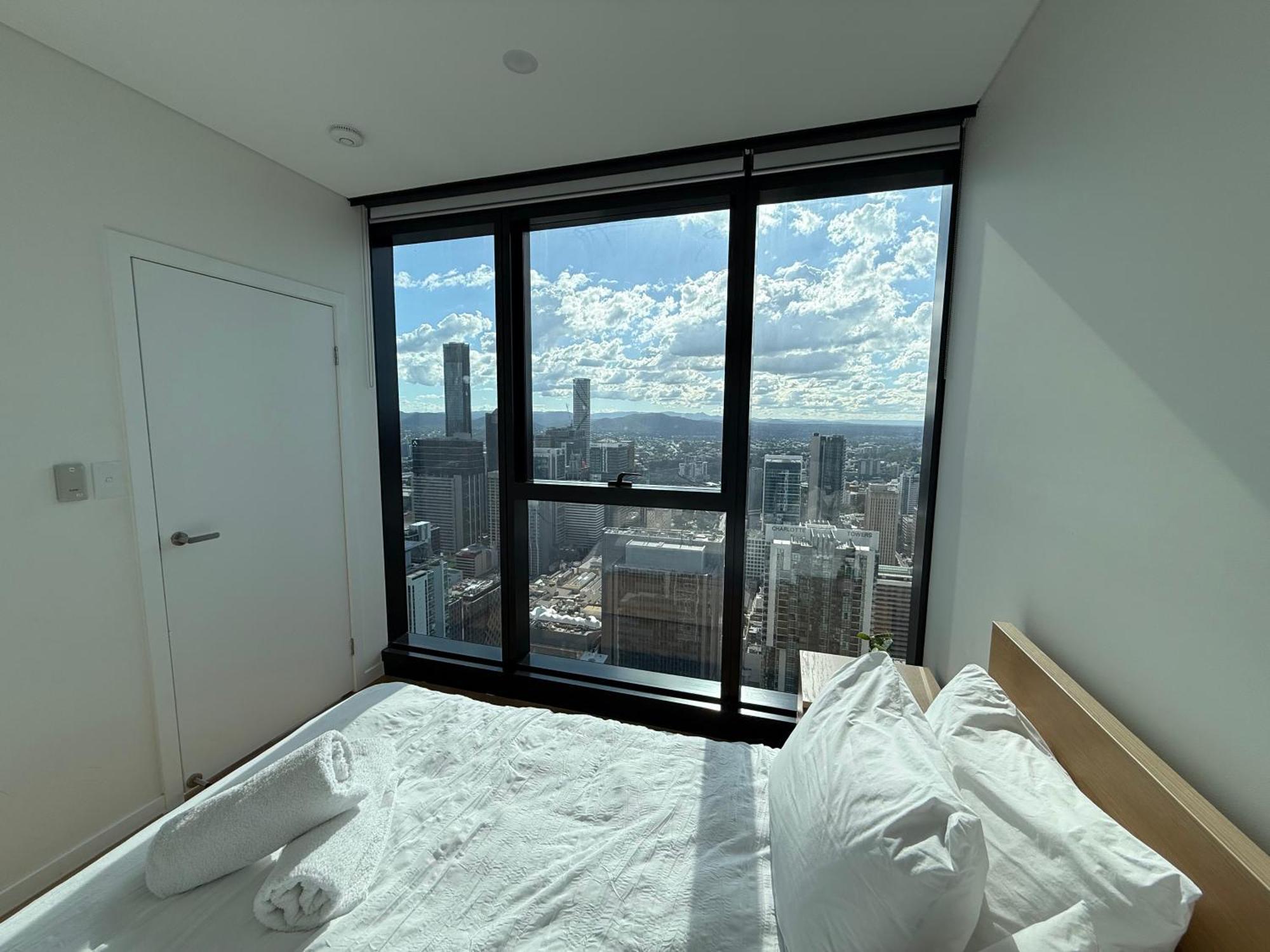 Amazing Views 60Th Level Skytower 3 Bedrooms Брисбен Экстерьер фото