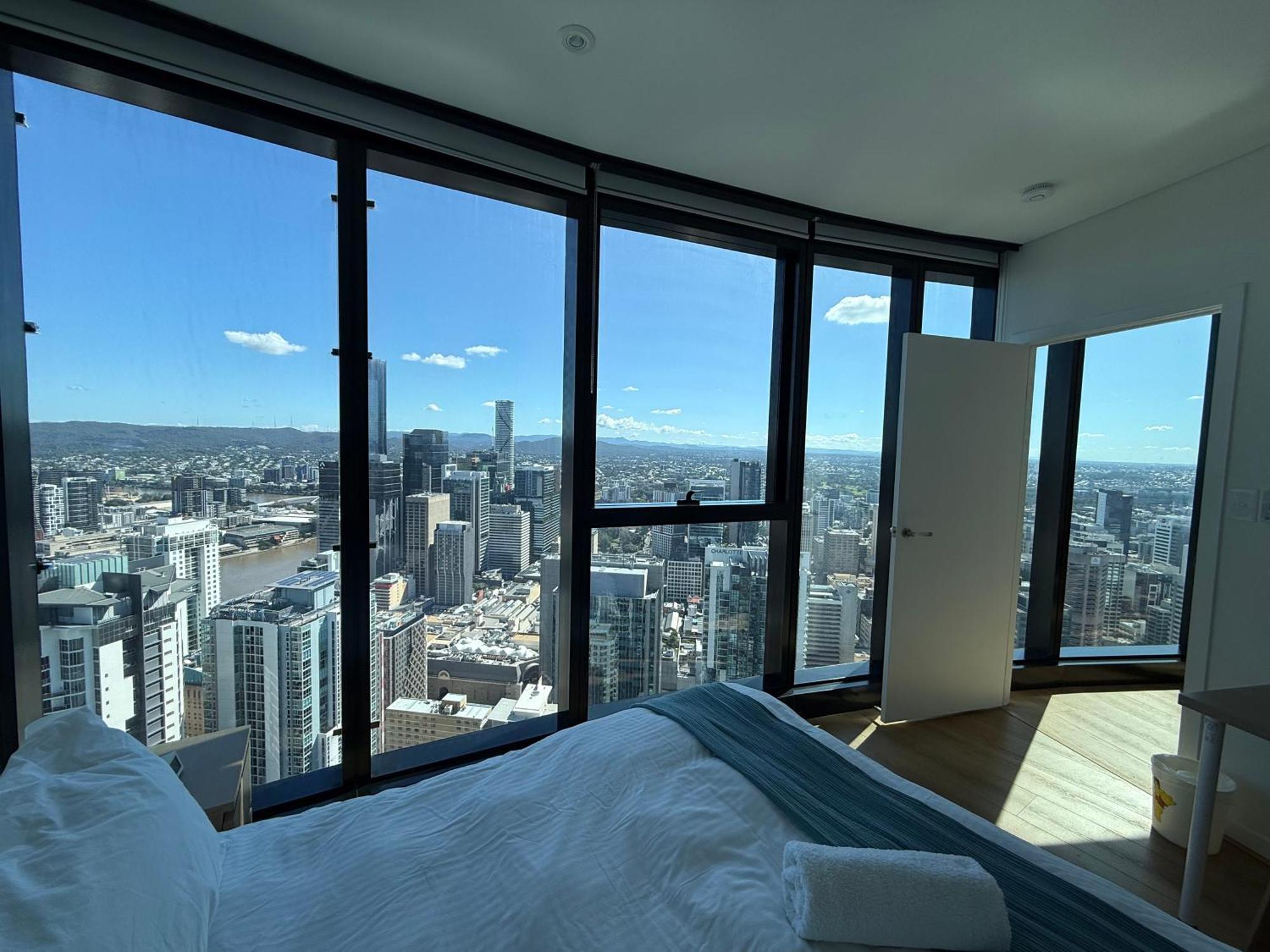 Amazing Views 60Th Level Skytower 3 Bedrooms Брисбен Экстерьер фото